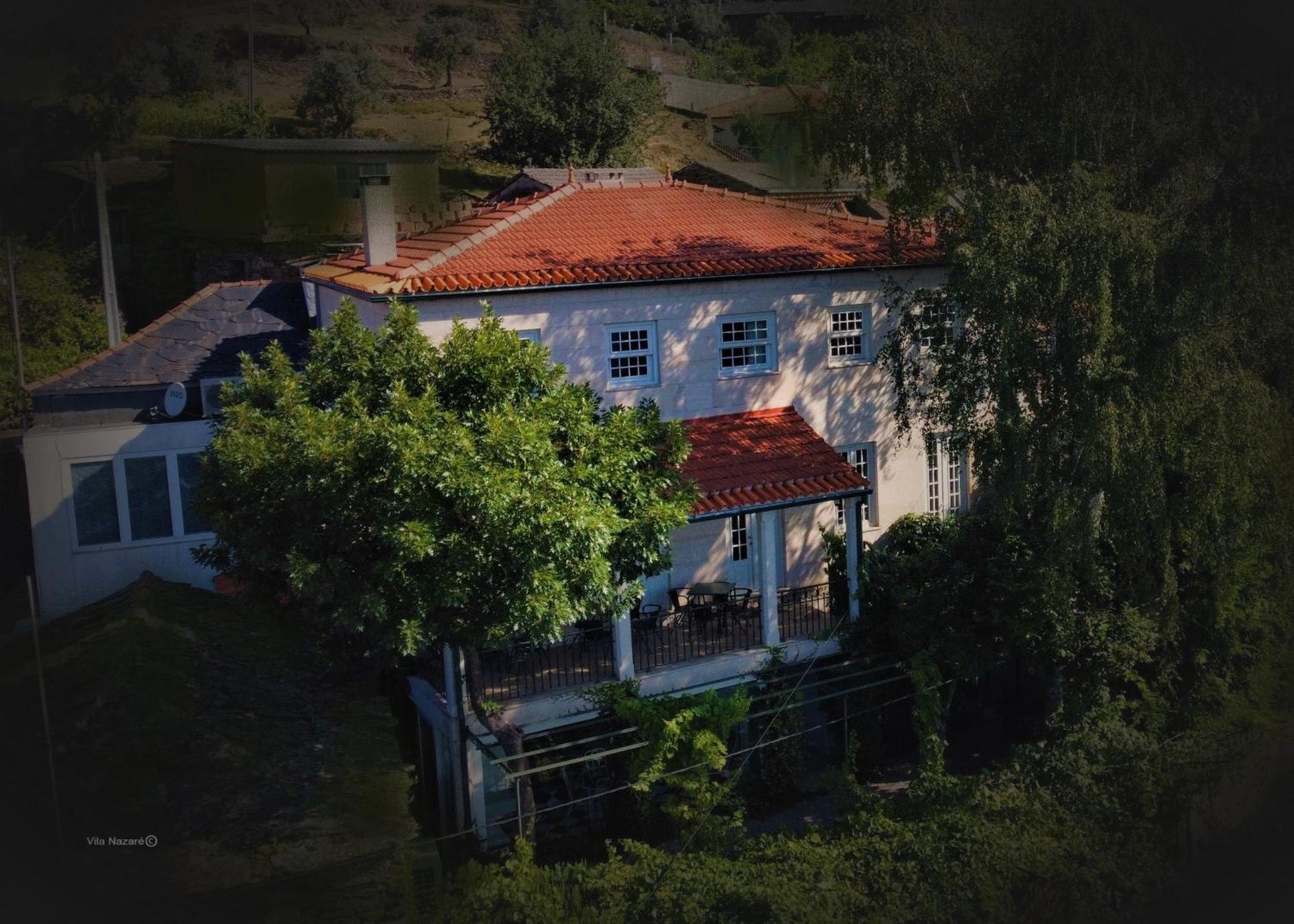 לינה וארוחת בוקר קסטרו דאירה Vila Nazare מראה חיצוני תמונה